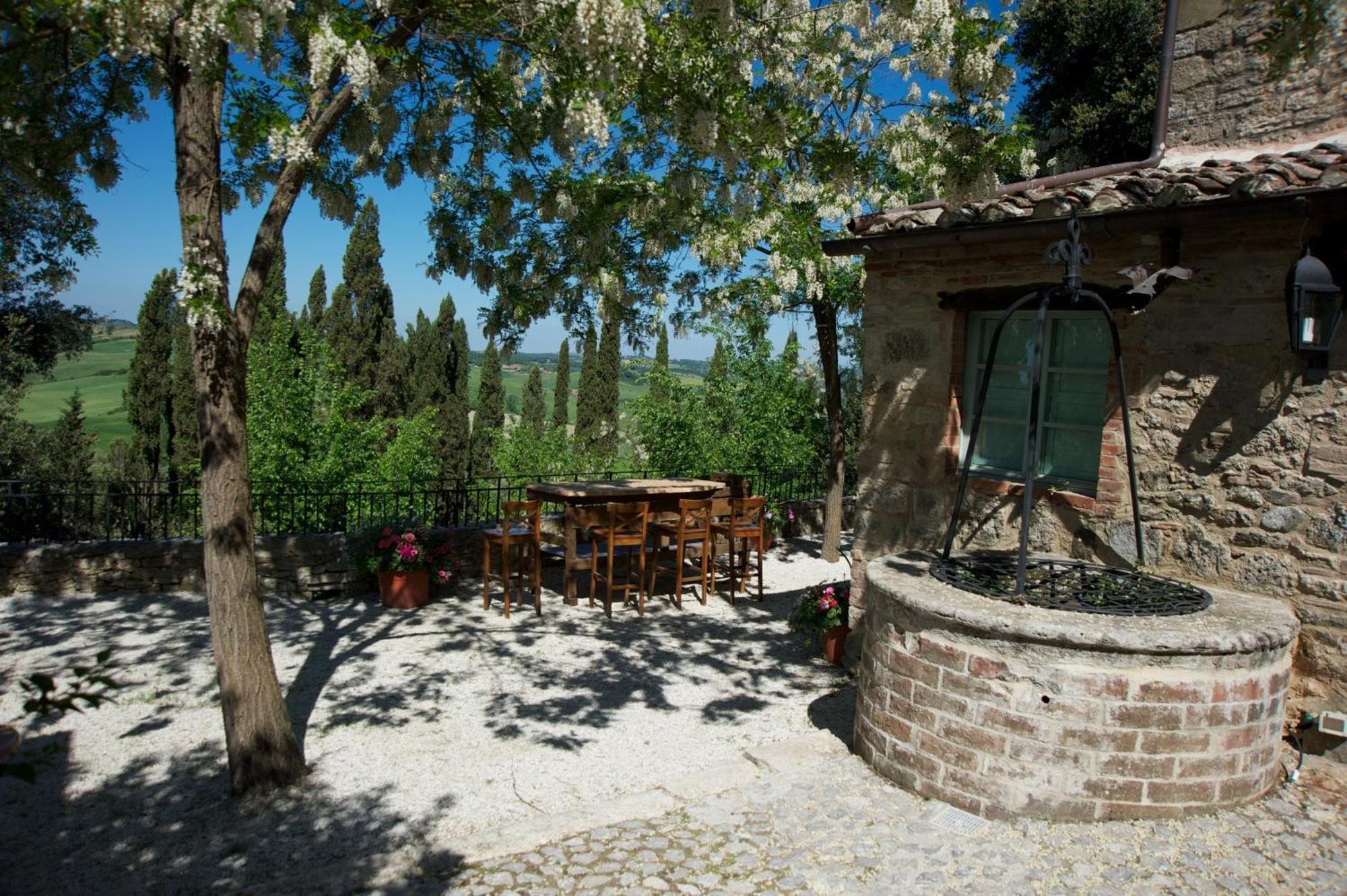 Borgo Laticastelli Hotel Rapolano Terme Exterior foto